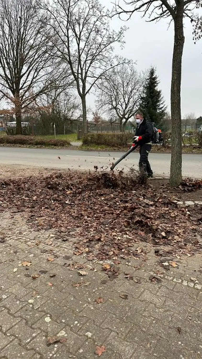 AM Dienstleistung - Im Prozess der Hausmeisterdienste