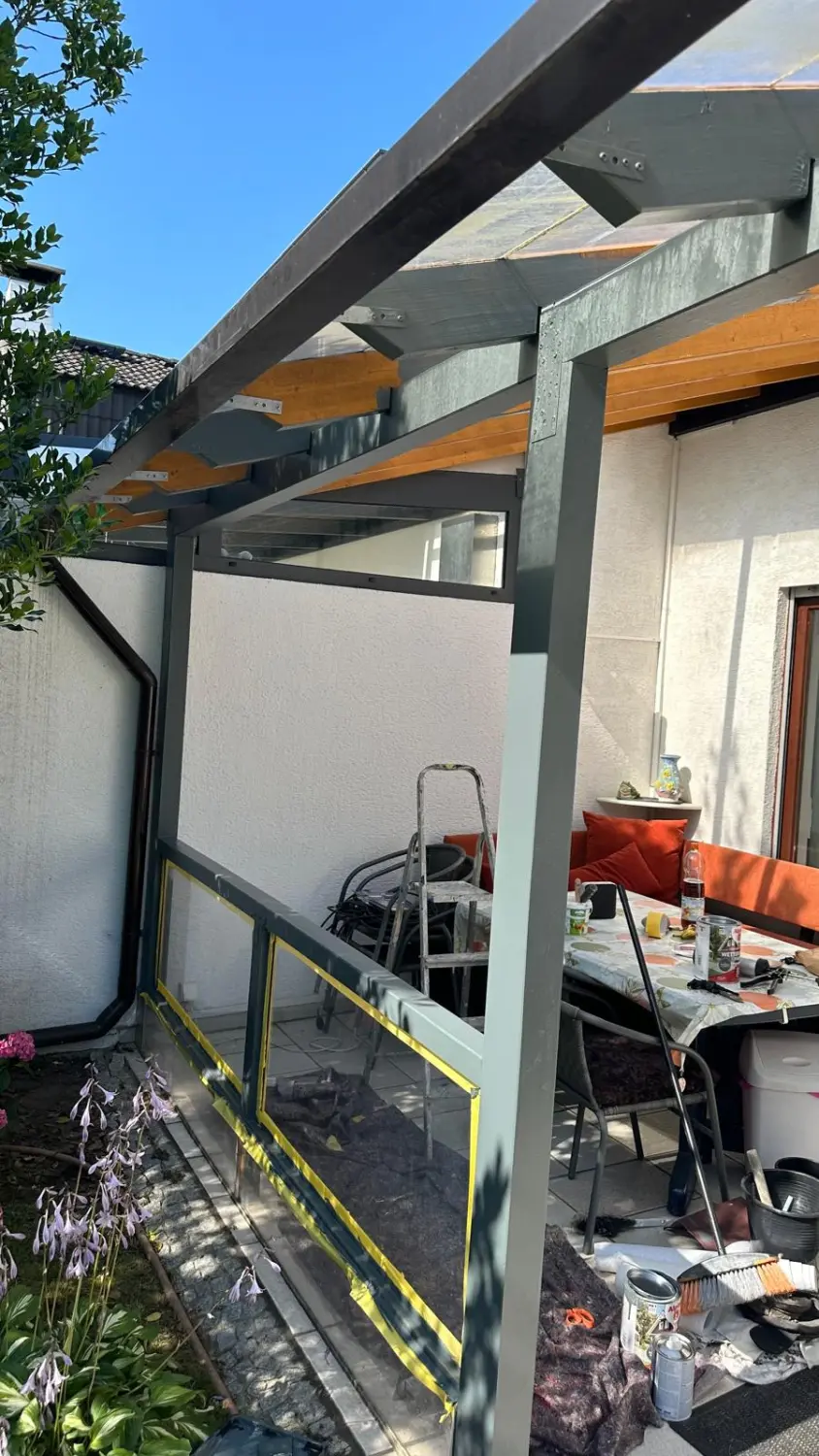 AM Dienstleistung - Im Prozess der Terrasse Renovierung