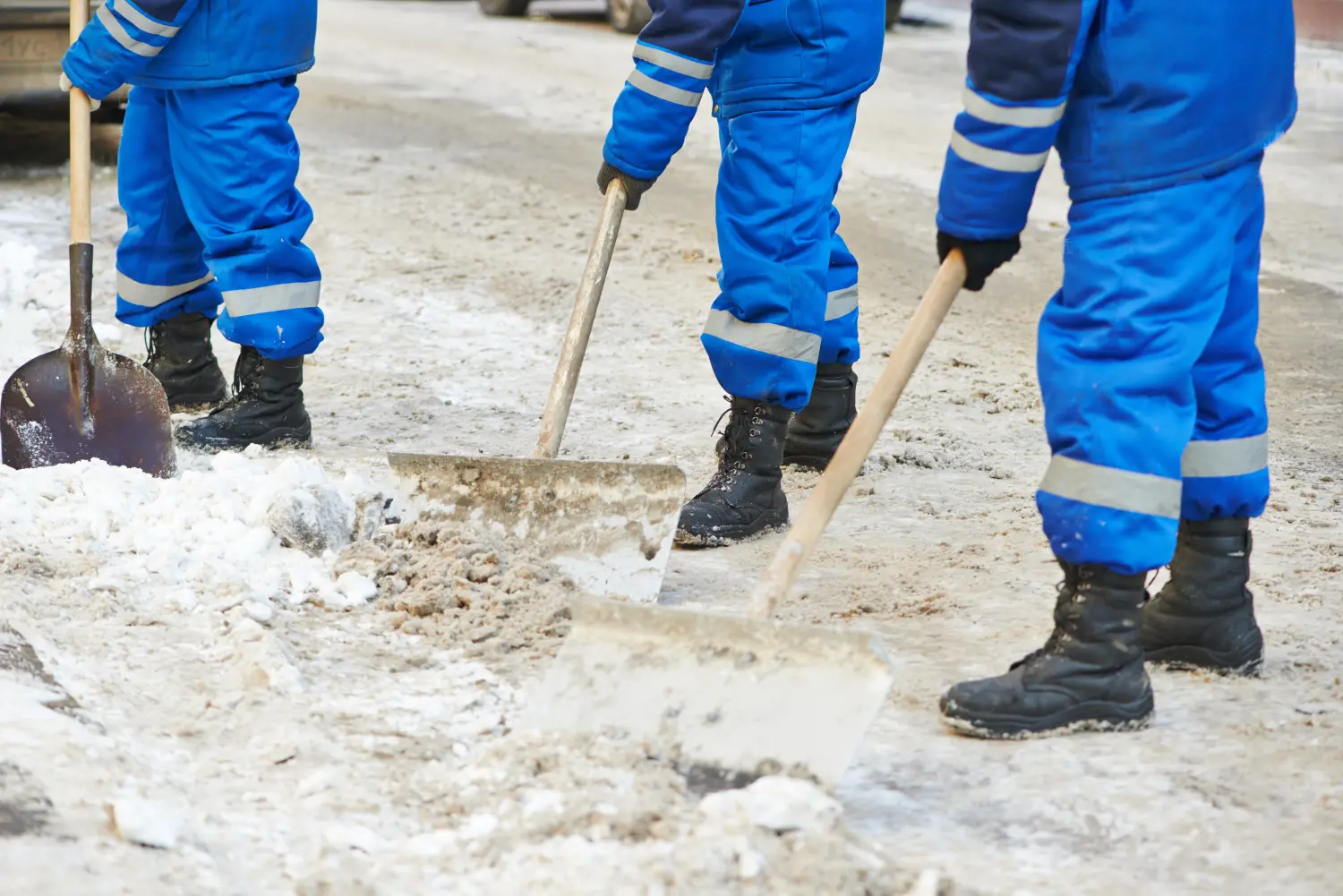 Schneeräumung im Winter oder Reinigung der städtischen Straßen